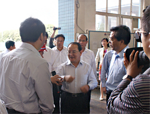 Lu Xinshe, Vice Secretário do Comitê do Partido Regional & Governador visitam a Siton